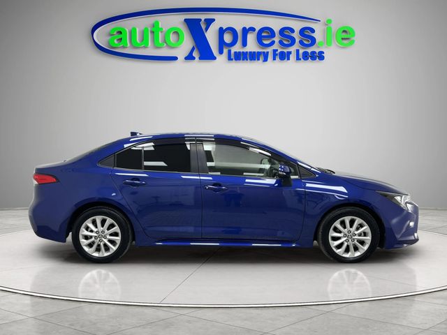 Image for 2021 Toyota Corolla 1.8 HYBRID S Automatic, Reversing camera