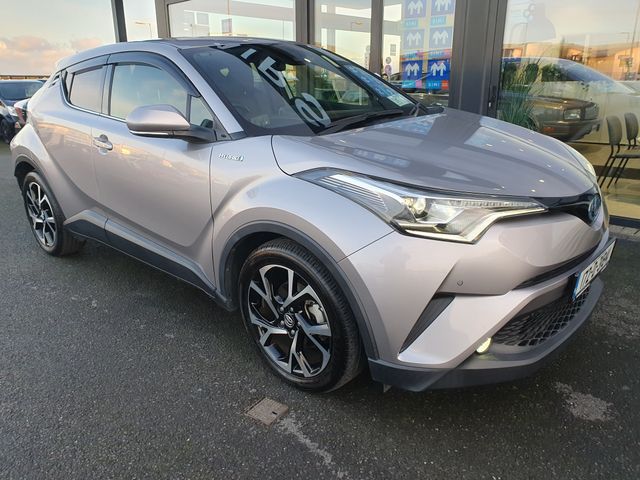 Image for 2017 Toyota C-HR HALF LEATHER * 1.8 SELF CHARGING HYBRID