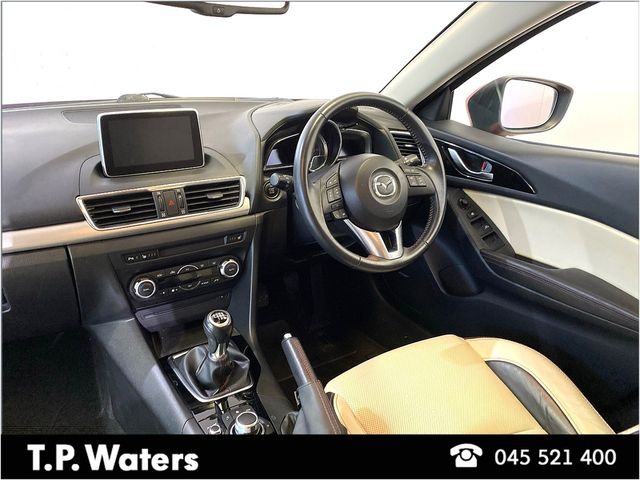 Image for 2016 Mazda Mazda3 1.5 D - GT - STONE LEATHER INTERIOR - BOSE SOUND SYSTEM - REVERSING CAMERA - FULL MAZDA DIGITAL SERVICE HISTORY