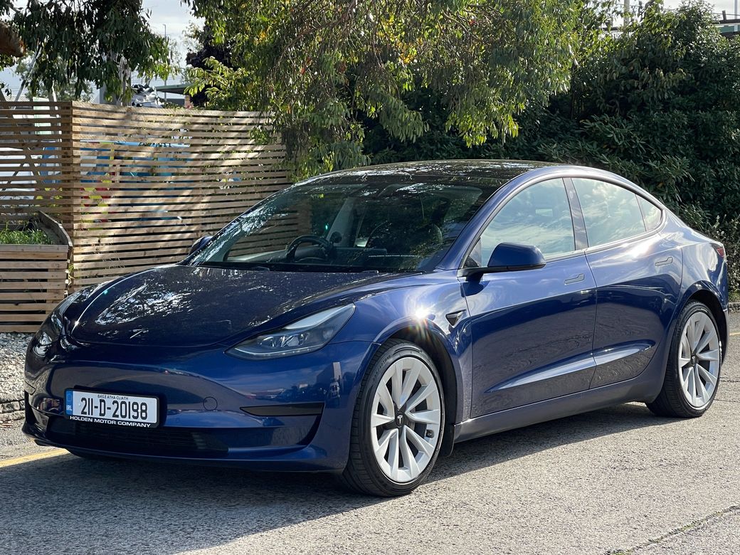 Image for 2021 Tesla Model 3 Standard Range Plus (RWD)