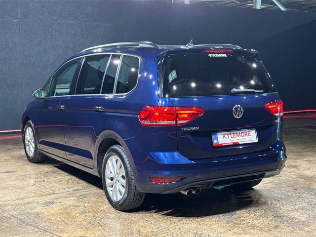 Image for 2017 Volkswagen Touran 1.4 TSI - COMFORTLINE - ALLOY WHEELS - 7 SEATER - REVERSE CAMERA - HEATING / AC CONTROLS 