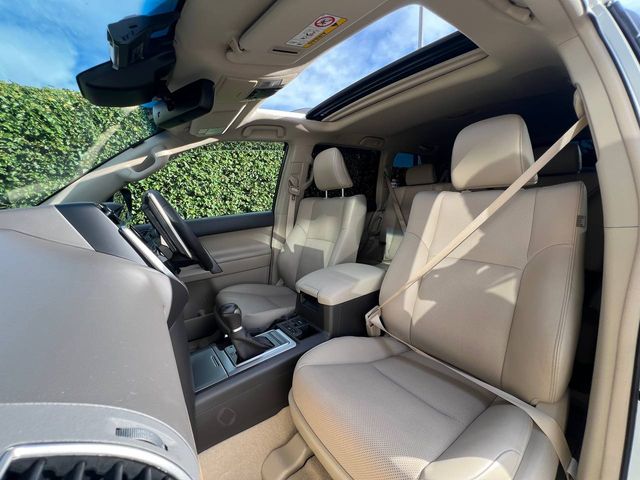 Image for 2023 Toyota Landcruiser PRADO TX L-PACKAGE AWD 7-SEATER 2.8 D AUTO // OPENING SUNROOF // ADAPTIVE CRUISE CONTROL // REVERSE CAMERA
