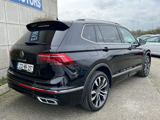 Image for 2023 Volkswagen Tiguan Allspace R-LINE 7 SEATER AUTOMATIC 2.0 DIESEL //HIGH SPEC//PANORAMIC GLASS ROOF//HEATED STEERING WHEEL//SAT NAV//KEYLESS ENTRY//