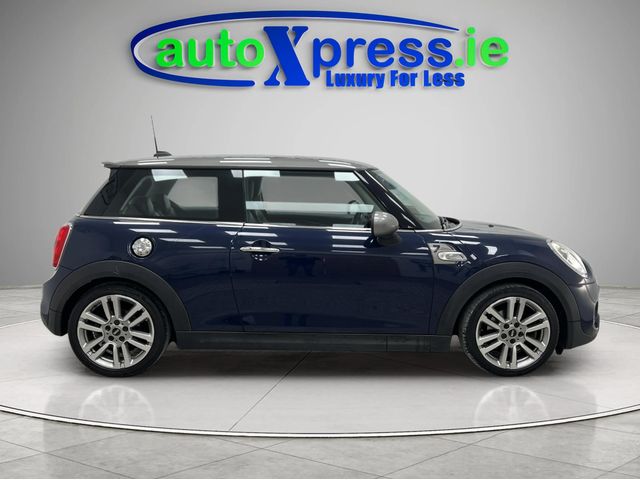 Image for 2017 Mini Cooper S D 2.0 Automatic, Reversing camera