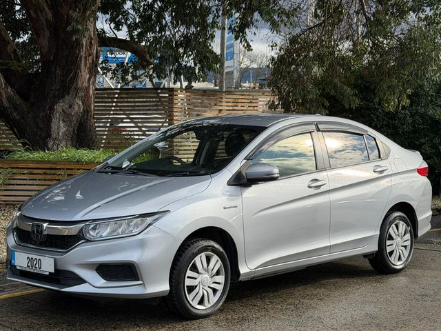 Image for 2020 Honda Grace KEYLESS. REAR CAMERA.2 KEYS