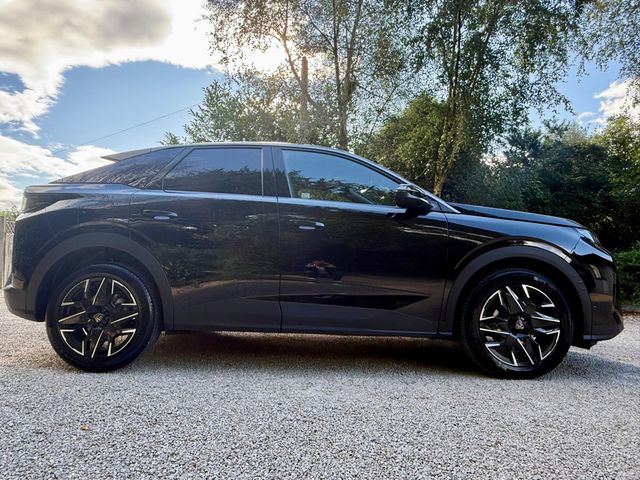 Image for 2024 Peugeot 3008 ALLURE 1.2 MHEV 136 