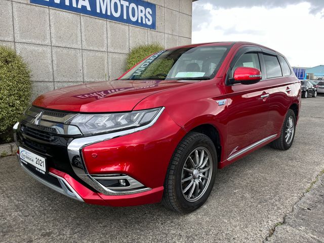 Image for 2021 Mitsubishi Outlander PHEV PETROL 2.4 PLUG-IN HYBRID AUTOMATIC //HIGH SPEC// 