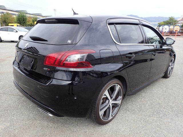 Image for 2018 Peugeot 308 GT 2.0 HDI DIESEL 180 BHP AUTOMATIC // GENUINE GT TOP SPEC CAR // GT SUEDE SPORTS BUCKET SEATS // REVERSING CAMERA // GT FLAT BOTTOM SPORTS STEERING WHEEL