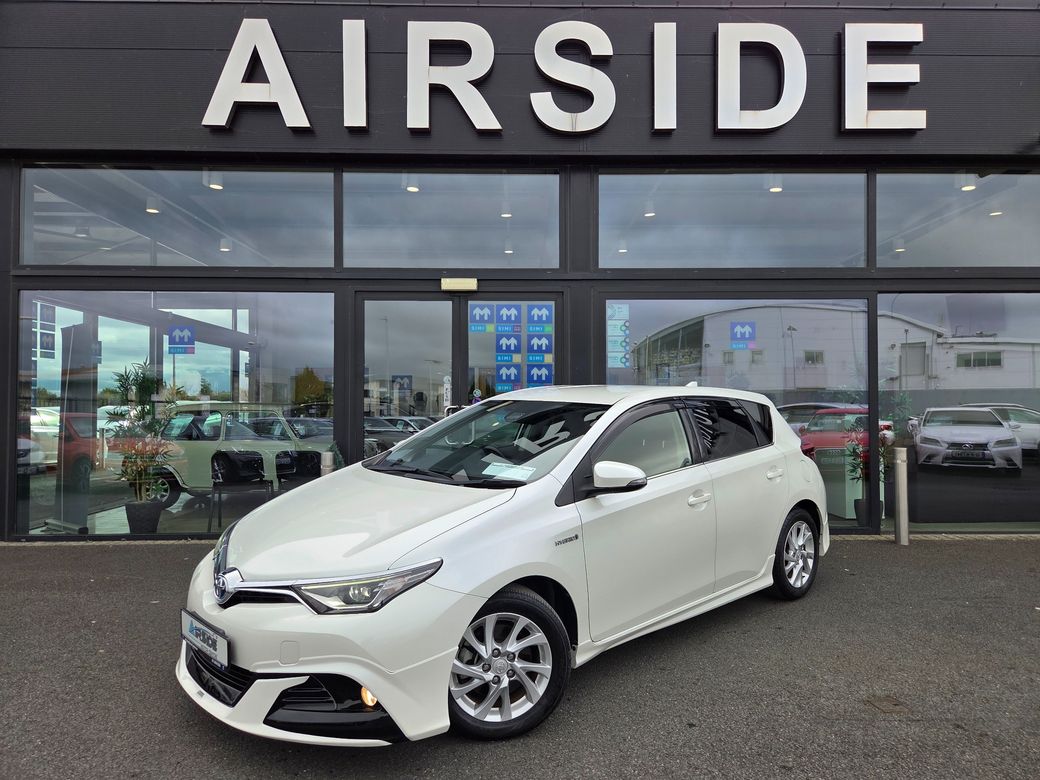 Image for 2016 Toyota Auris HALF LEATHER * 1.8 SELF CHARGING HYBRID * G PACK EDITION