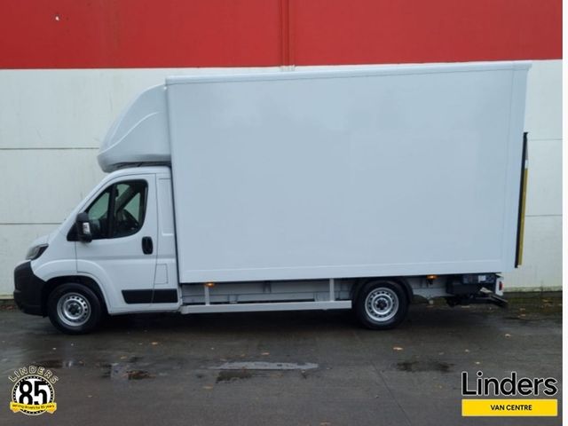 Image for 2027 Opel Movano BOX BODY WITH TAILLIFT 