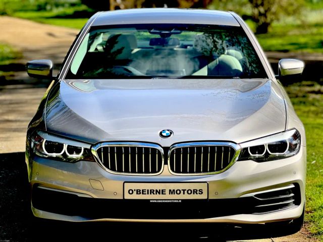 Image for 2017 BMW 5 Series 520D SE * CASHMERE SILVER MET *