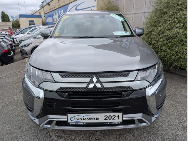 Image for 2021 Mitsubishi Outlander G 4WD PHEV HYBRID 2.4 PETROL //HIGH SPEC//LOW MILES//HALF LEATHER HEATED ELECTRIC SEATS//REVERSE CAMERA//HEATED STEERING WHEEL//KEYLESS ENTRY//ADAPTIVE CRUISE CONTROL//