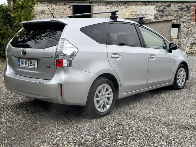 Image for 2014 Toyota Prius 1 Owner 7 Seater