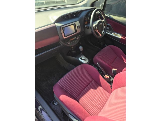 Image for 2015 Toyota Vitz JUELA 1.3 4WD AUTO