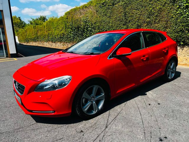 Image for 2014 Volvo V40 FINANCE AVAILABLE