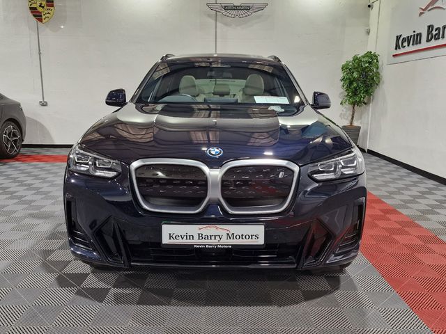 Image for 2022 BMW iX3 M SPORT (PAN ROOF / OYSTER LEATHER) AUTOMATIC **ONE OWNER / APPLE CARPLAY / DRIVING ASSIST PRO / ELECTRIC BOOTLID / ELECTRIC SUNROOF / HEATED STEERING WHEEL / SAT NAV / REVERSE CAMERA**