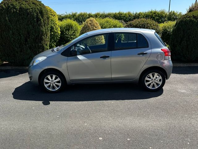 Image for 2011 Toyota Yaris Perfect starter car 1.0 petrol