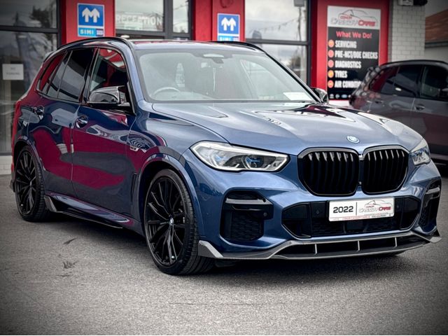 Image for 2022 BMW X5 XDRIVE45E M SPORT // M-PERFORMANCE PACK // CRYSTAL CLARITY SHIFT
