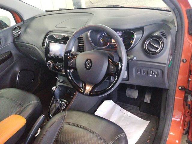 Image for 2016 Renault Captur 1.2 AUTOMATIC - ORANGE/WHITE TWO TONE - FACTORY ALLOYS - CRUISE CONTROL