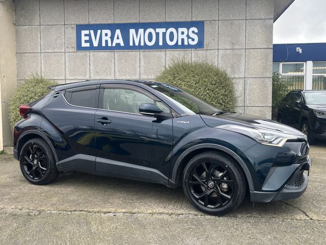 Image for 2019 Toyota C-HR SOL AUTOMATIC HYBRID 1.8 PETROL //LOW MILES//HIGH SPEC//HEATED HALF LEATHER SEATS//KEYLESS ENTRY//ADAPTIVE CRUISE CONTROL//
