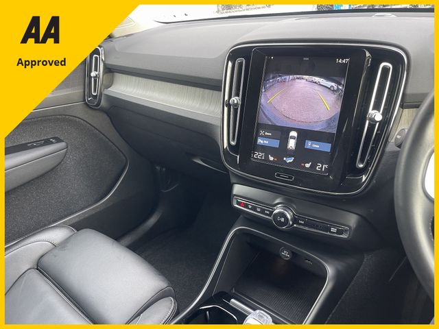 Image for 2021 Volvo XC40 INSCRIPT PRO T5 RCHA RECHARGE INSCRIPTION