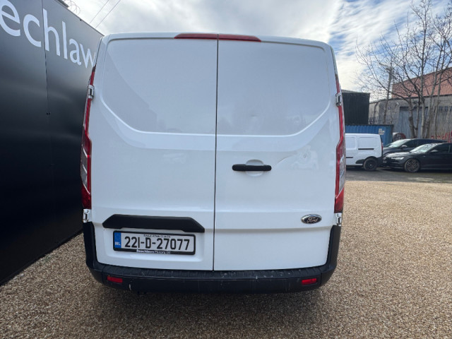 Image for 2022 Ford Transit Custom 2.0 TDCI 105 PS SWB // PRICE EXCL. VAT // ONE OWNER // 04/26 CVRT // BLUETOOTH, ELECTRIC WINDOWS AND MULTI FUNCTIONAL STEERING WHEEL // 