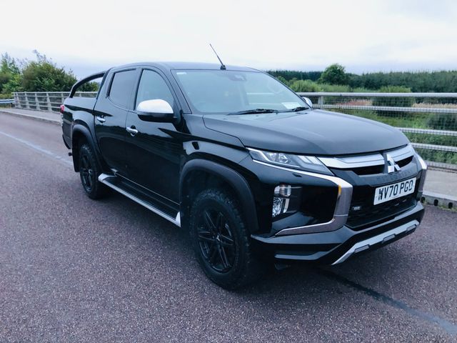 Image for 2021 Mitsubishi L200 DI-D BARBARIAN DCB