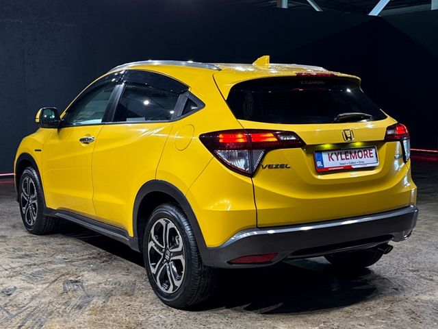 Image for 2018 Honda Vezel STYLE EDITION - HONDA SENSING - APPLE CARPLAY/ANDROID AUTO - REVERSE CAMERA - DIAMOND CUT ALLOYS - CRUISE CONTROL