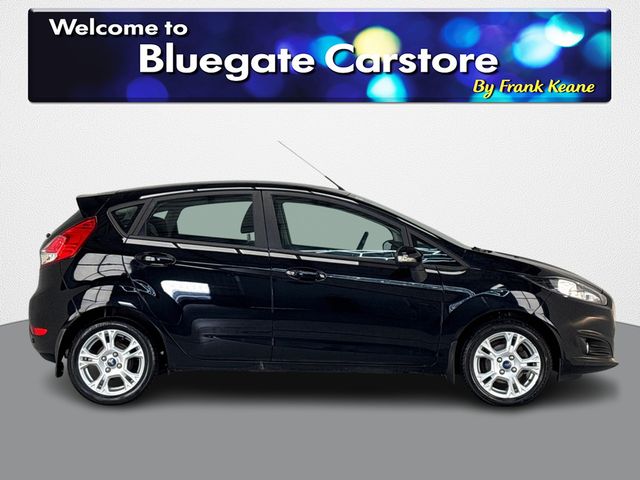 Image for 2016 Ford Fiesta ZETEC 1.0**BLUETOOTH MEDIA**REVERSE CAMERA**PARKING SENSORS**MULTIFUNCTIONAL STEERING WHEEL**AIR CONDITIONING**ISOFIX**WARRANTY AVAILABLE**FINANCE AVAILABLE**