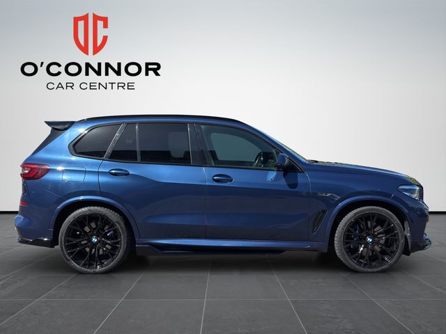 Image for 2022 BMW X5 “Family car with the attitude of a nightclub owner.”