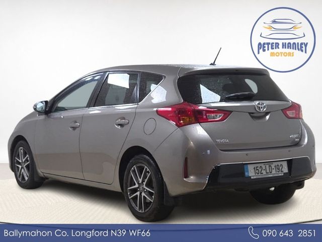 Image for 2015 Toyota Auris D-4D 90 (1.4) 5Dr Sol