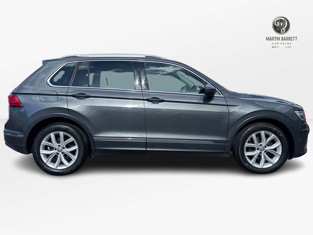 Image for 2020 Volkswagen Tiguan HIGHLINE 2.0 TDI MANUAL 6SPEED FWD 150HP 5DR