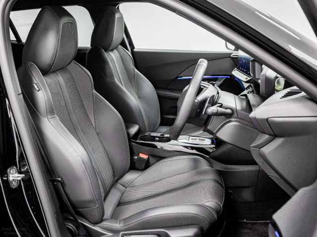 Image for 2025 Peugeot 2008 GT Hybrid Auto 145HP