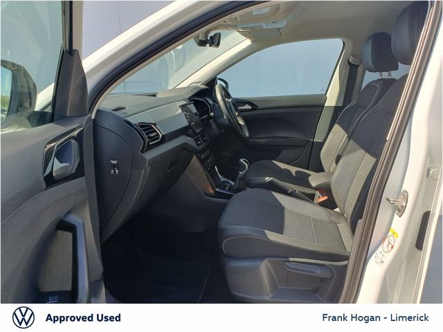 Image for 2024 Volkswagen T-Cross T-CROSS R-Line 1.0 TSI M6F 115HP ONLY 4000KM CALL RONAN 0867705822
