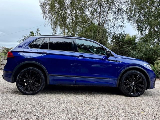 Image for 2021 Volkswagen Tiguan R-LINE 2.0 TDI 150HP *F. VW. S. H. Adaptive Cruise*