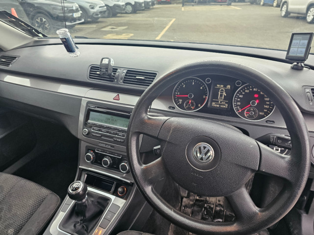 Image for 2010 Volkswagen Passat 1.6 TDI Bluemotion 105PS 4DR