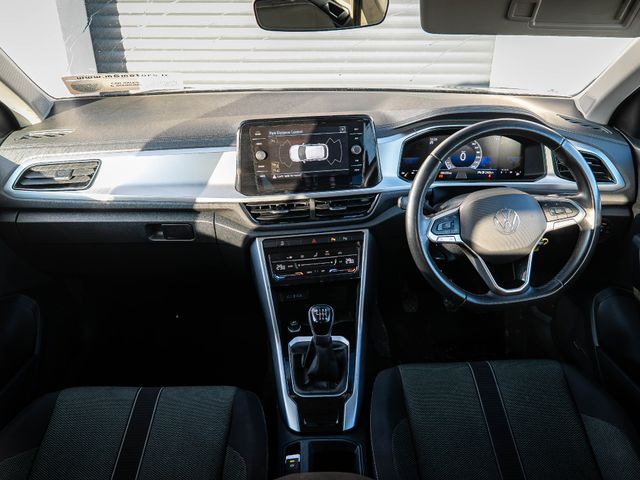 Image for 2023 Volkswagen T-Roc Life 1.0 TSI M6F 110HP 5DR