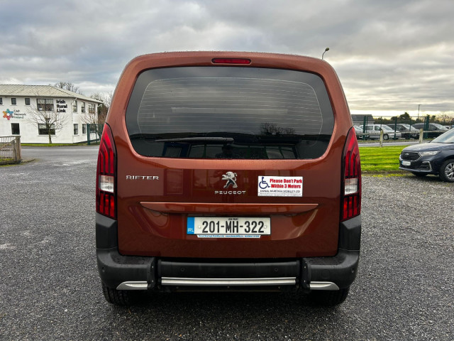 Image for 2020 Peugeot Rifter Wheelchair Accessible 