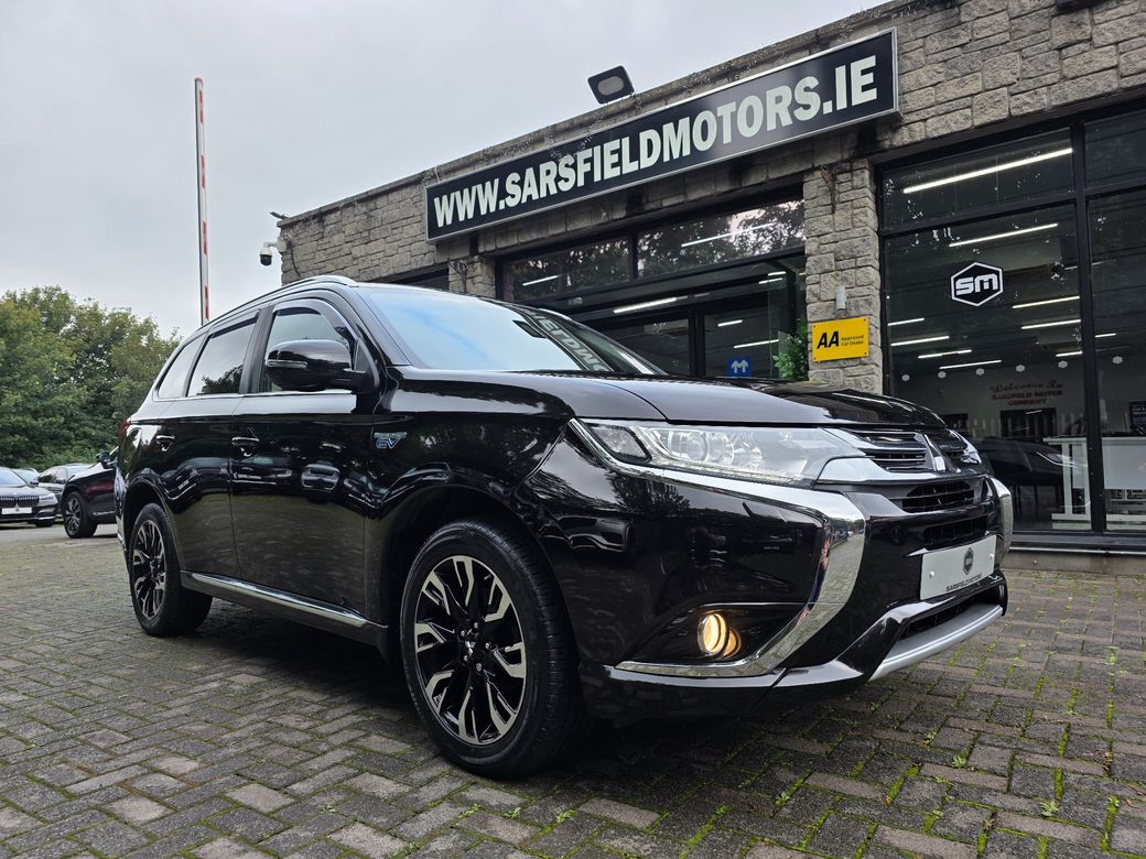 Image for 2017 Mitsubishi Outlander 2.0 JURO PHEV 4WD 200BHP AUTO. FSH. FINANCE ARRANGED. AA APPROVED. SIMI.