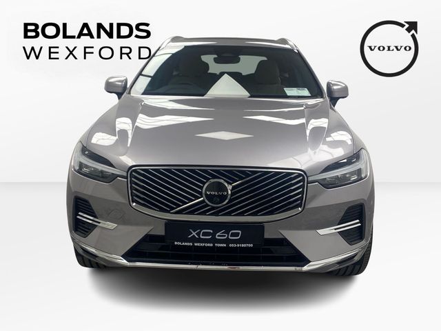 Image for 2026 Volvo XC60 Plus Bright in Aurora Sliver with the Cardamon interior