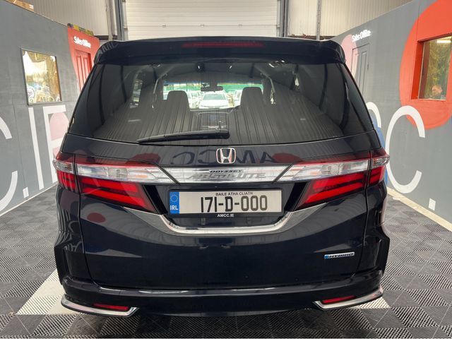 Image for 2017 Honda Odyssey €20950 2017 HONDA ODYSSEY HYBRD 7 SEATER AUTOMATIC / CRUISE CONTROL / REVERSE CAMERA / HEATED SEATS / AUTOMATIC DOORS / 7 SEATS AND MORE