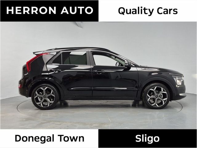 Image for 2026 Kia Niro HEV SEM