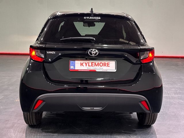 Image for 2025 Toyota Yaris ONLY 50KM! 1.0L PETROL AUTOMATIC - REVERSE CAMERA - TOYOTA SAFETY SENSE - PUSH BUTTON START/STOP - A/C HEATING CONTROLS