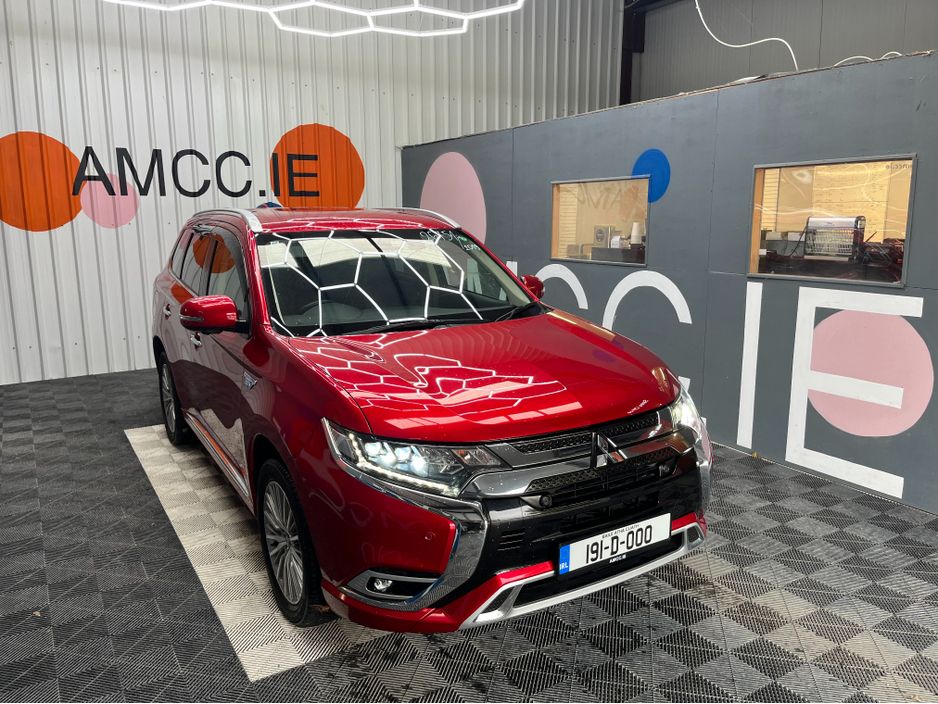 Image for 2019 Mitsubishi Outlander €22950! 2019 MITSUBISHI OUTLANDER PHEV 2.4L HYBRID / 21K KMS / ADAPTIVE CRUISE CONTROL, HEATED SEATS, REVERSE CAMERA & MORE