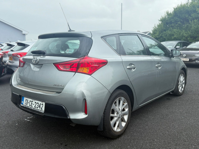 Image for 2013 Toyota Auris 1.4 D4D Icon S/S 5DR
