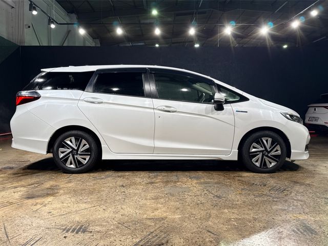 Image for 2019 Honda Shuttle 1.5L HYBRID AUTOMATIC - CRUISE CONTROL - A/C HEATING CONTROLS