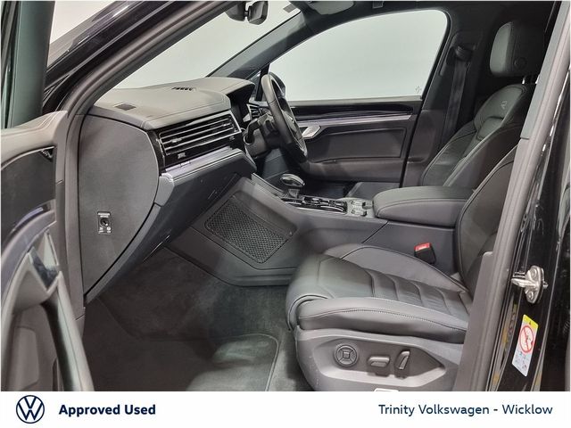 Image for 2024 Volkswagen Touareg ** COMMERCIAL ** R-LINE ** 3.0TDI ** 231BHP ** 4MATIC ** DSG AUTOMATIC ** STUNNING SUV ** TRINITY VOLKSWAGEN **