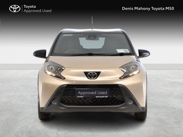 Image for 2022 Toyota Aygo X Design