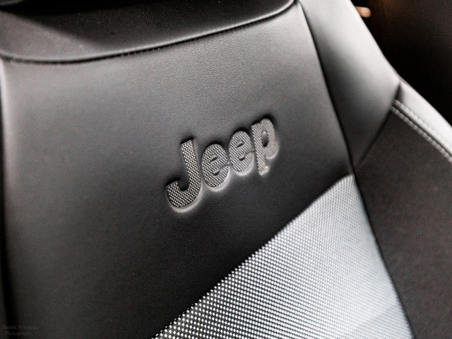 Image for 2024 Jeep Avenger Summit 54kWh Auto 155HP