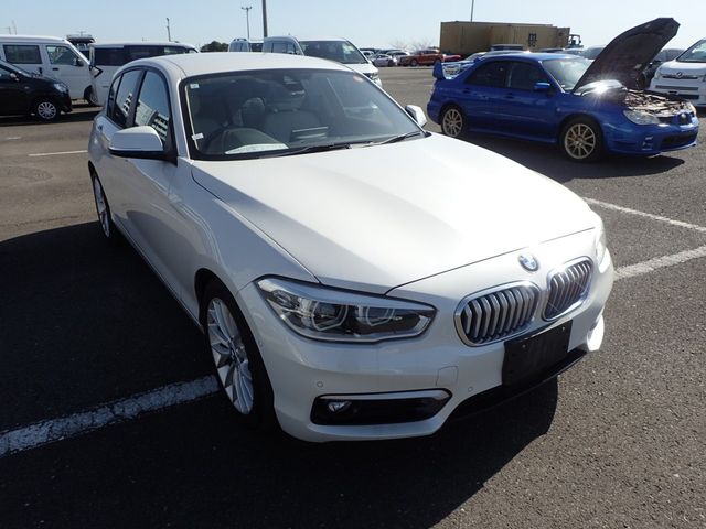 Image for 2019 BMW 1 Series 118D FASHIONISTA PRO 2.0 DIESEL AUTOMATIC // FULL HEATED LEATHER // PEARL WHITE METALLIC // PRIVACY PACK // PRO MEDIA BLUETOOTH // BMW MATRIX LIGHTING // STUNNING EXAMPLE // AA APPROVED DEALER 2026